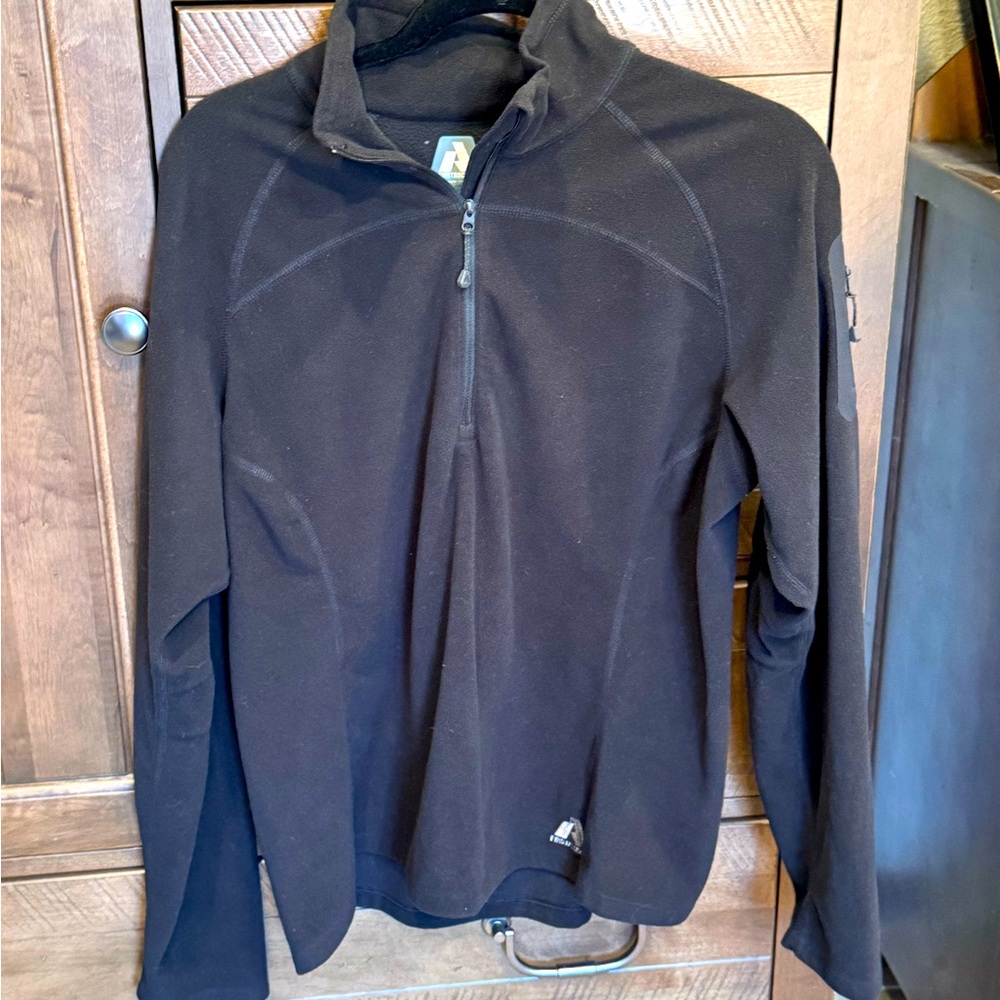 Women’s Eddie Bauer (First Ascent) quarter zip. Size XL